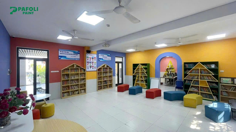 dự án sơn tường hình học tại trường học