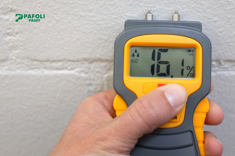 độ ẩm tường bao nhiêu thì sơn được